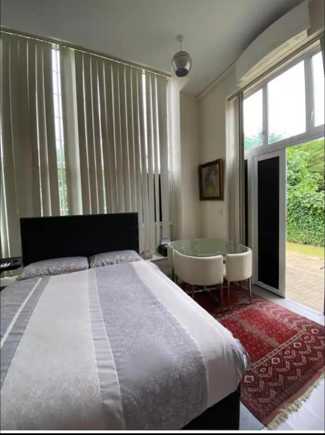 Spacious King Room With Private Entrance - Near Emirates And Camden And King'S Cross - 5 Min To Tube Finchley Ngoại thất bức ảnh